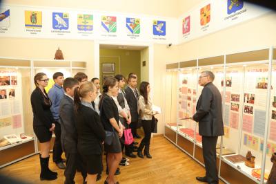 Школьники Путятинского района познакомились с работой регионального парламента